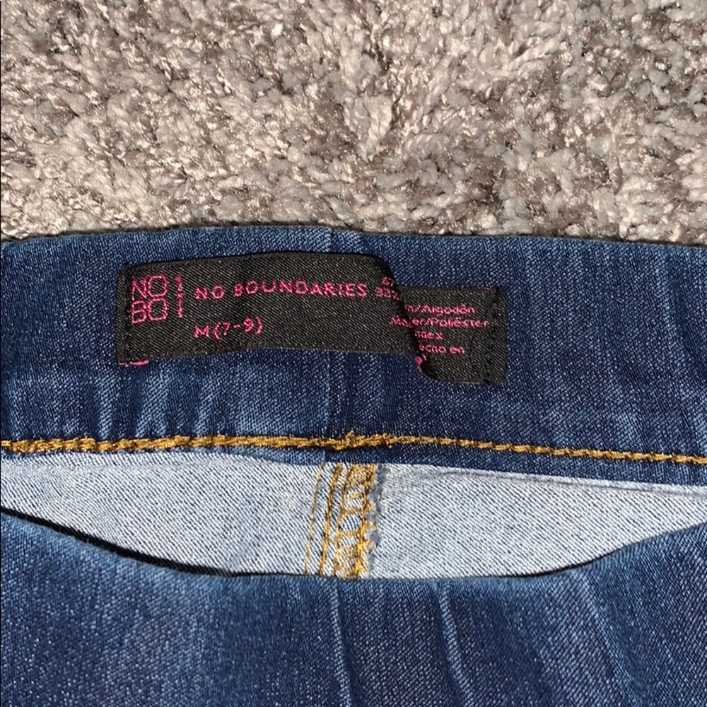 Jeans - Picture 2 of 3
